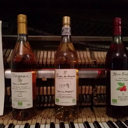 Bed & Breakfast La Cure Du Maine Charles