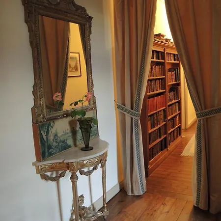 La Cure Du Maine Charles Bed & Breakfast 2*