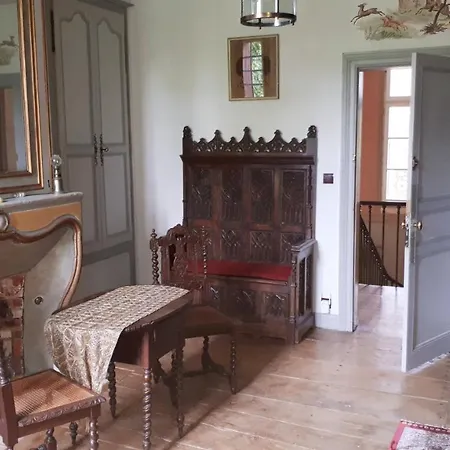 La Cure Du Maine Charles 2* Birac (Charente)