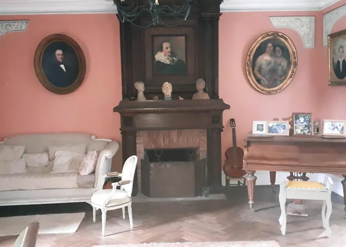 Bed & Breakfast La Cure Du Maine Charles