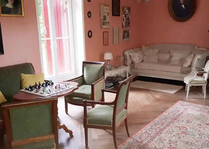 Bed & Breakfast La Cure Du Maine Charles