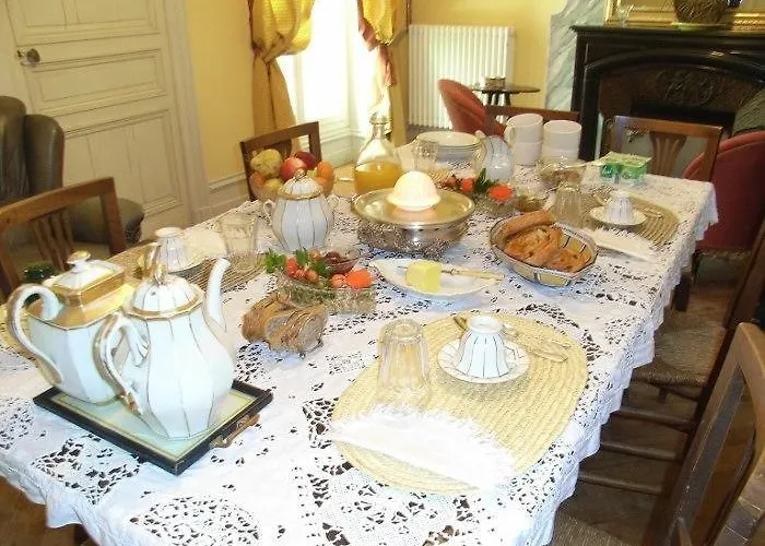 La Cure Du Maine Charles Bed & Breakfast