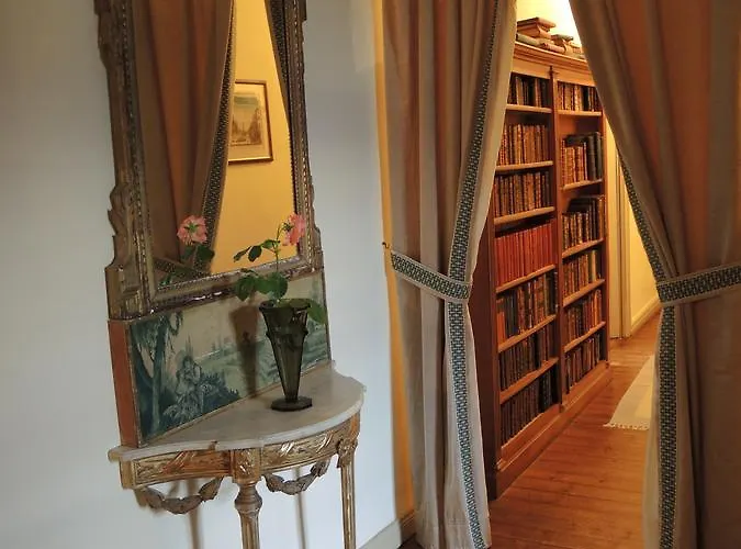 La Cure Du Maine Charles Bed & Breakfast 2*