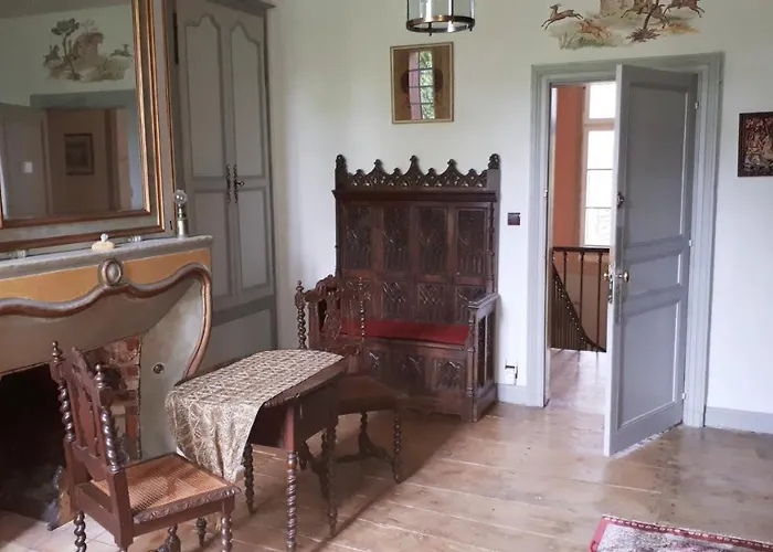 La Cure Du Maine Charles 2* Birac (Charente)